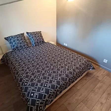 Ferienwohnung T2 Cosy En Duplex Libourne Exterior foto